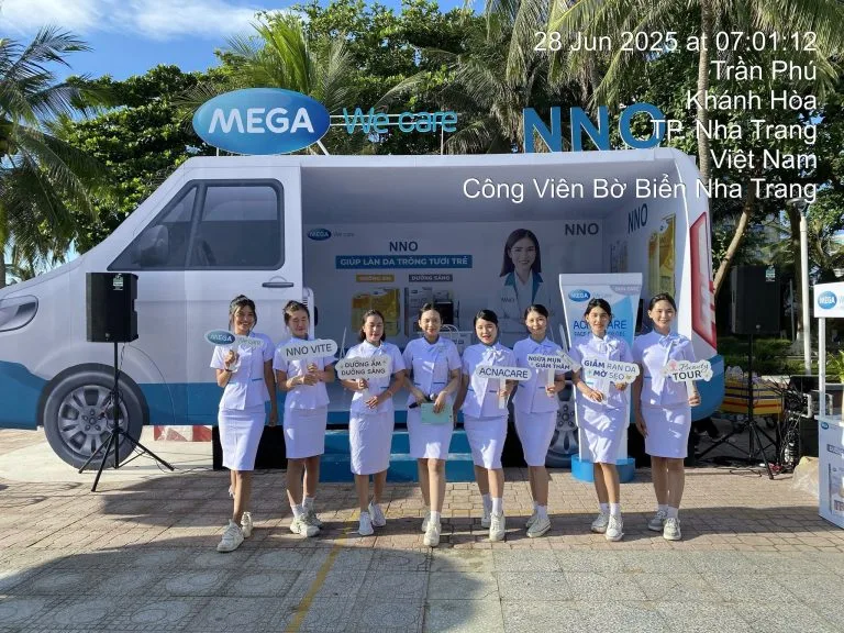 Các chị đẹp Nha Trang đã “bắt sóng” và say yêu chào đón Beauty Bus tour