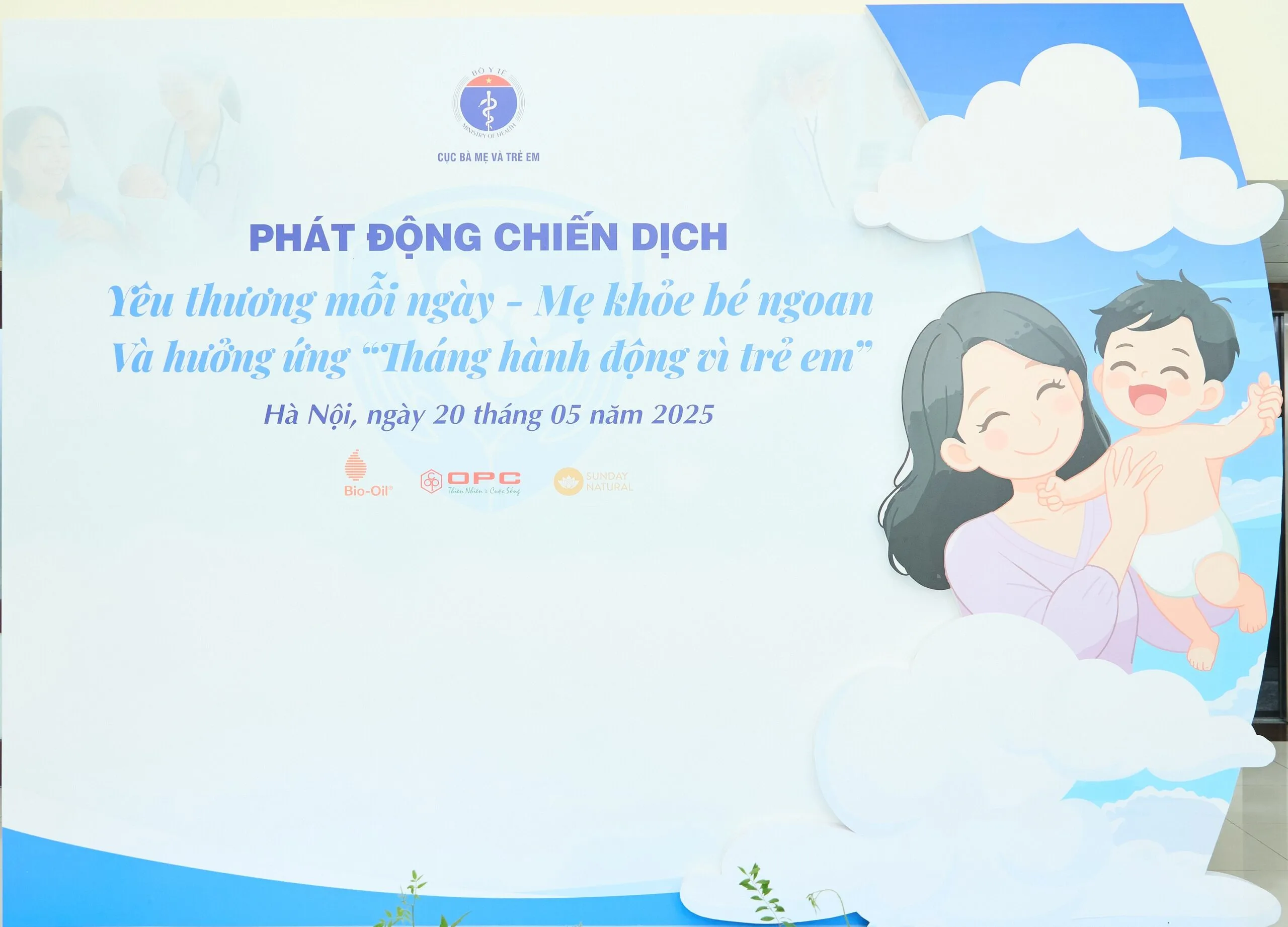 Yêu thương mỗi ngày – Mẹ khỏe, bé ngoan
