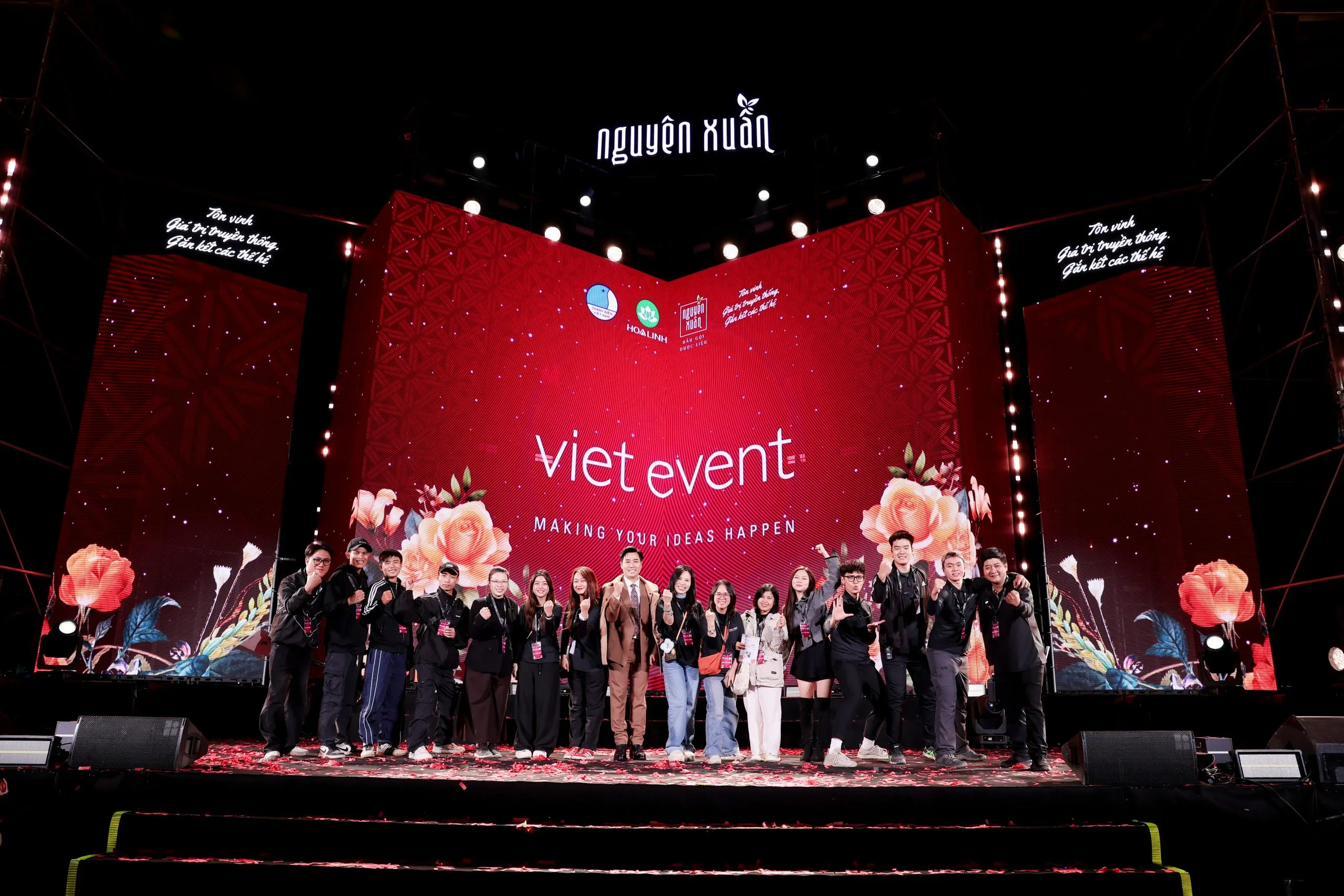 Kể chuyện hành trình Viet Event cùng Nguyên Xuân “chạm” concert Vẹn Nguyên Xuân trên tóc thầy
