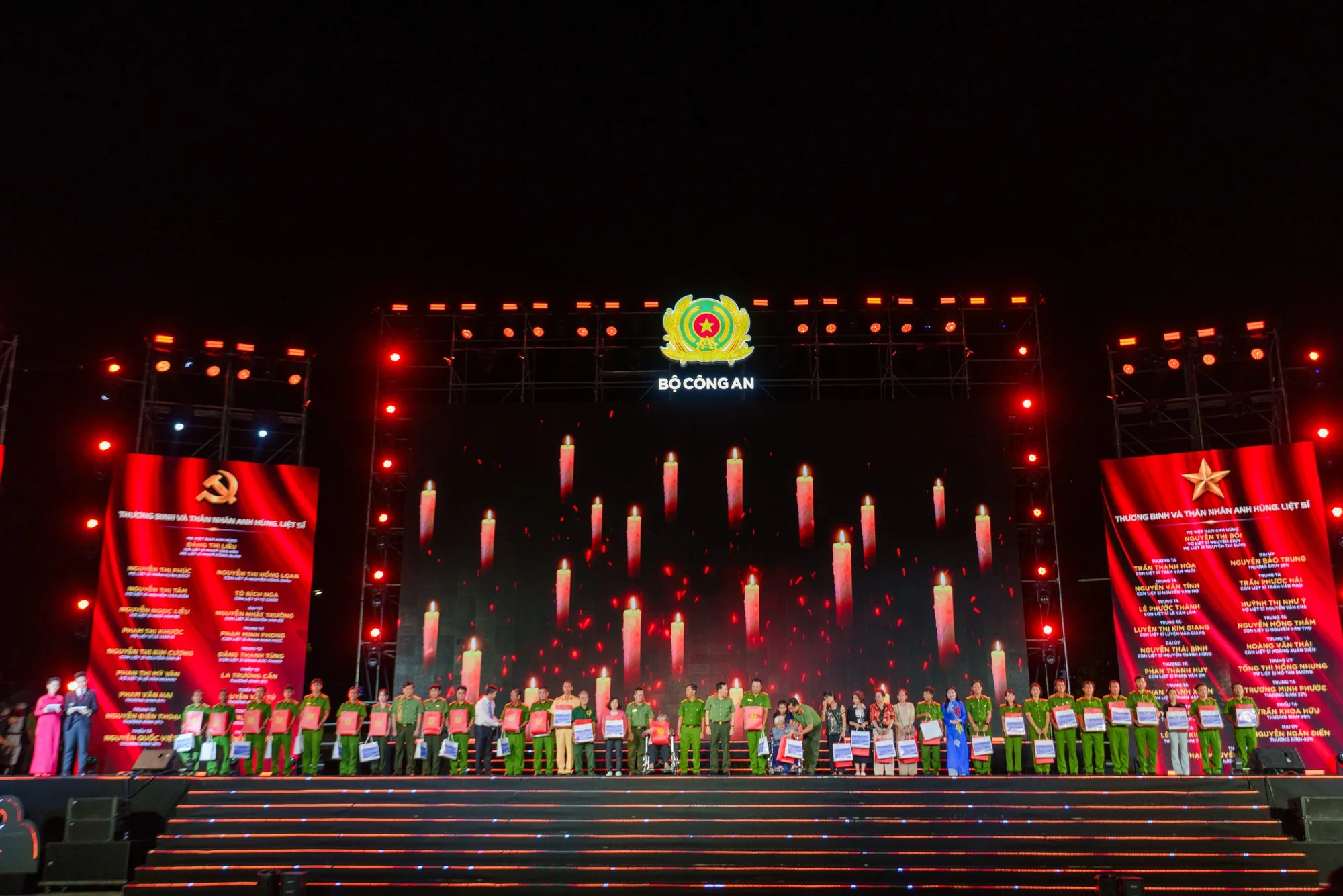 Hàng ghế của lòng biết ơn và câu chuyện Viet Event đồng hành cùng chương trình nghệ thuật "Giữ trọn lời thề" tại An Giang
