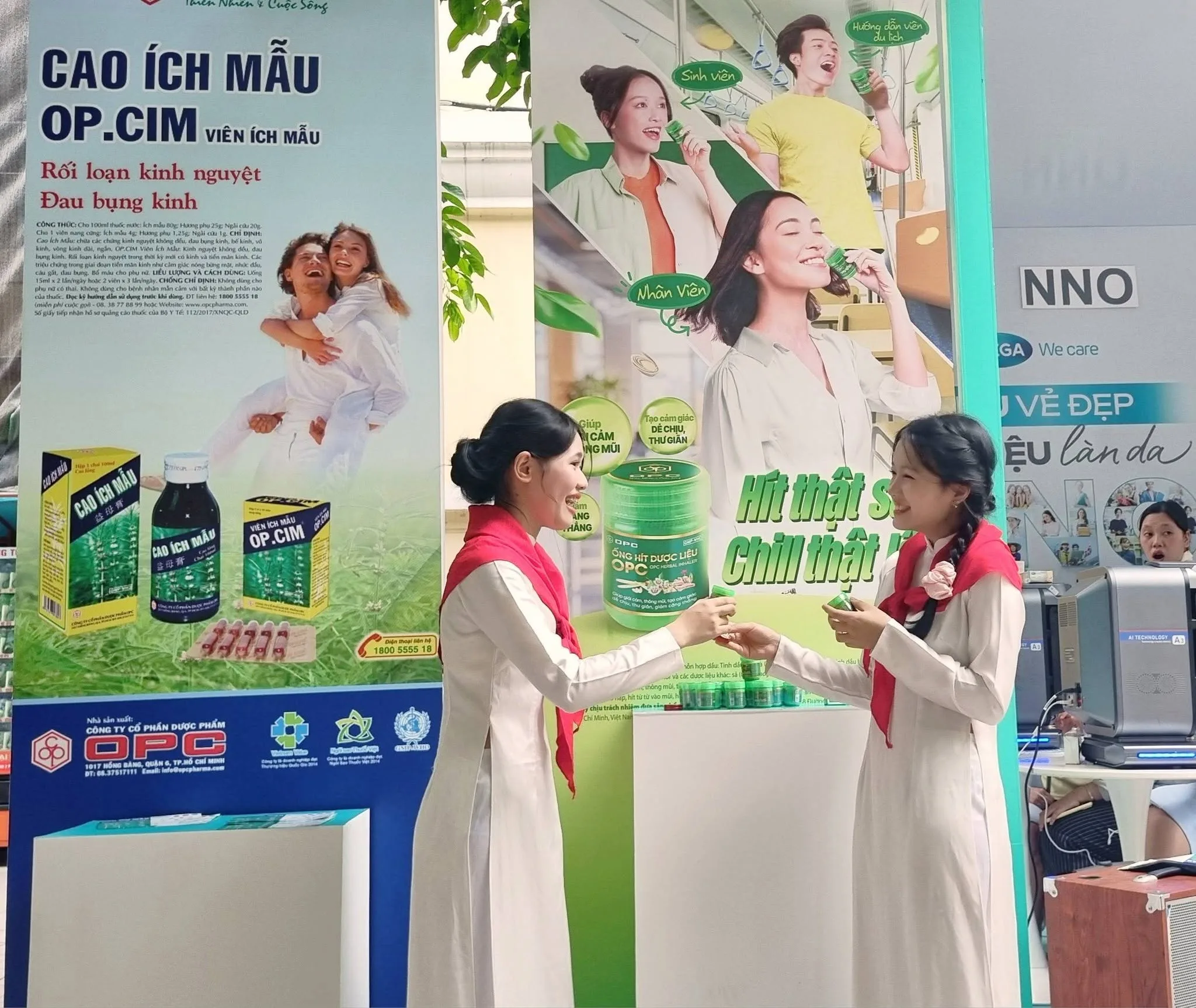 Unitour “Triệu vẻ đẹp, triệu làn da” mang trải nghiệm chăm sóc da đến với sinh viên Nhân văn